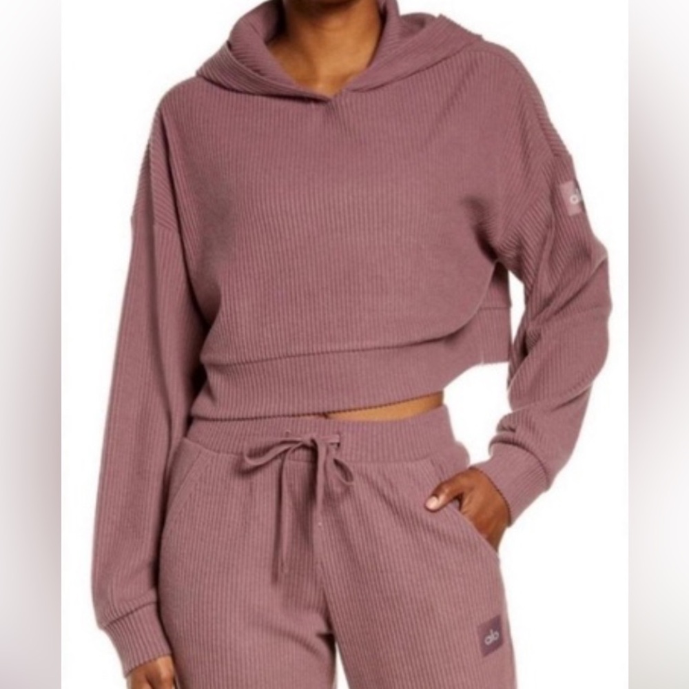 ALO Yoga Muse Ribbed Hooded Crop Sweatshirt | Small | Woodrose | Great Condition